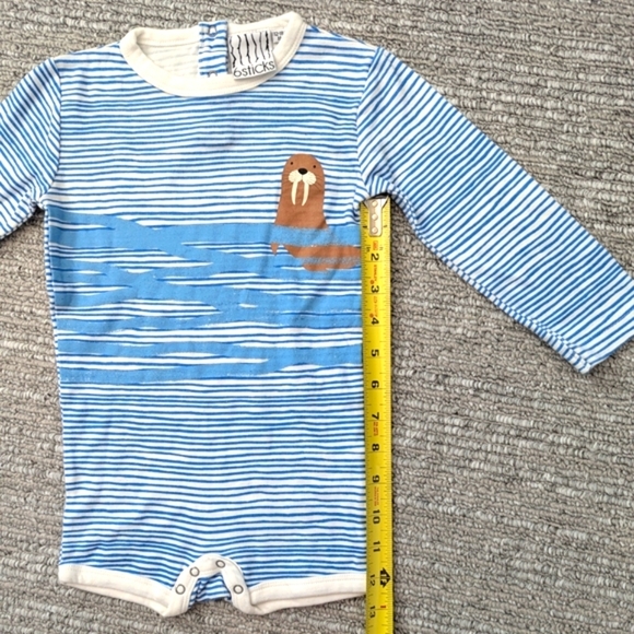 🎈Blue Striped Baby (12-18 Months) Long-Sleeve Onesie w/Snaps and Walrus Design - Picture 10 of 13